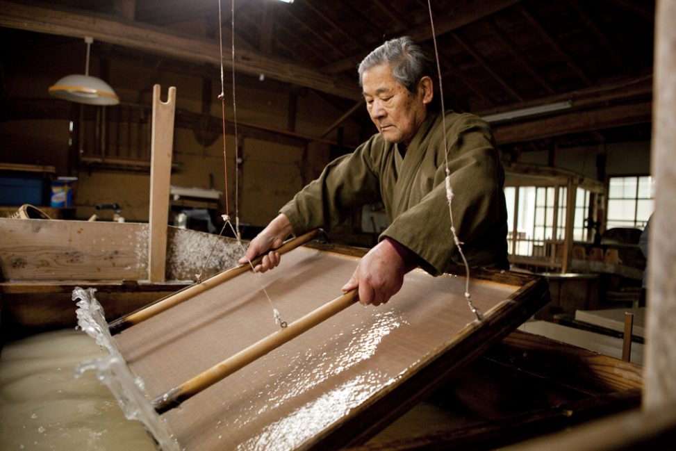 Mino Washi, Craftsmanship of Traditional Japanese Handmade Paper – FeelGifu